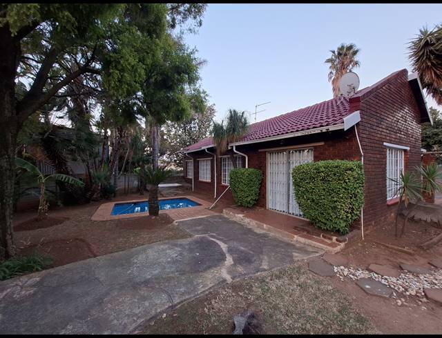3 BEDROOM HOUSE FOR SALE IN EDEN GLEN